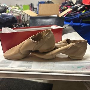 Capezio X Jazz Shoes BRAND NEW! Never worn, size 7.5